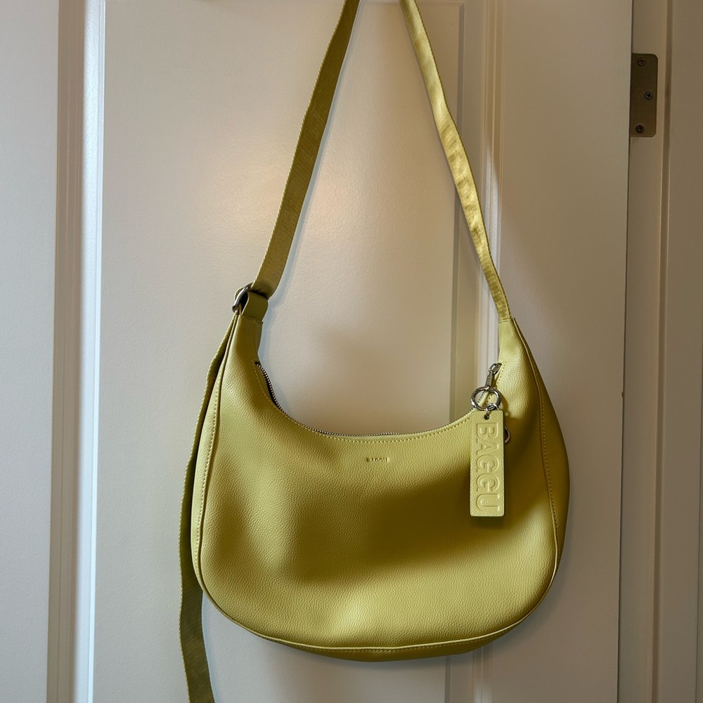 NWT BAGGU recycled leather crescent Bag
